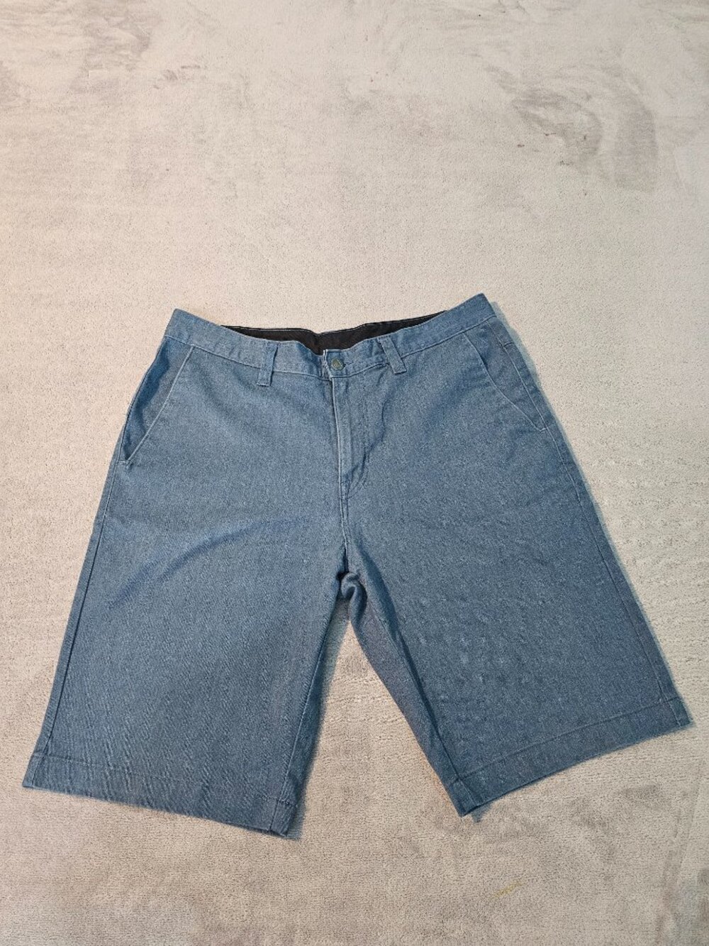 Men's Volcom Blue Shorts Size 33